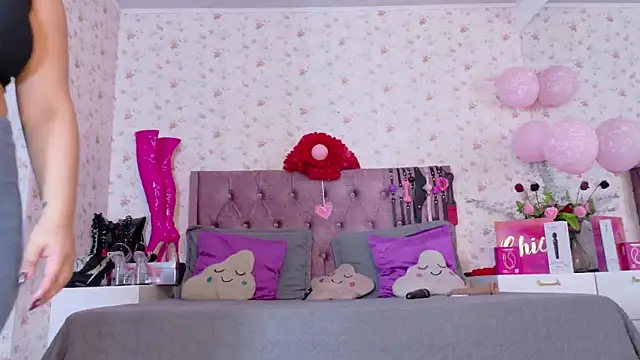 AvrillThomas online show from 3, 3, 2026