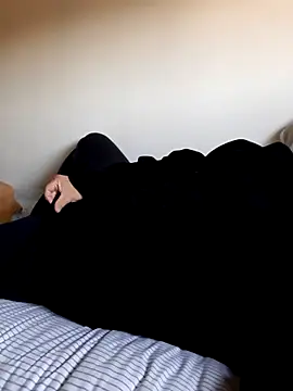 bluangelo online show from 2, 12, 2025