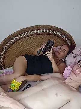 Milfvalesk online show from 15, 2, 2025