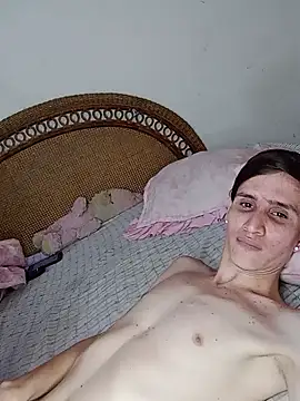 Milfvalesk online show from 8, 2, 2025