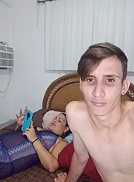 Milfvalesk online show from 13, 10, 2025