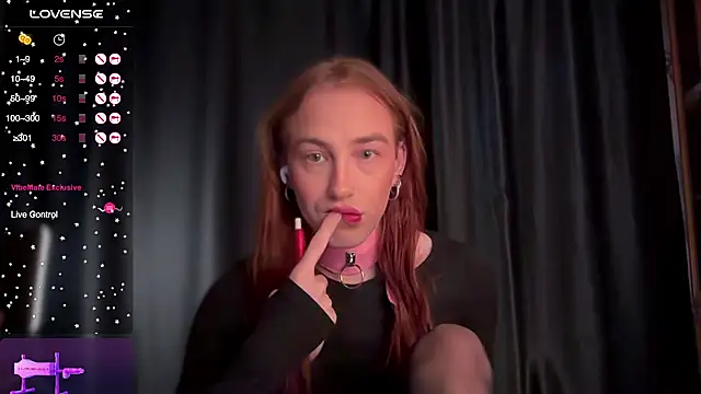 Snapshot of Avril_Pearly_ chatting on 14, 11, 2025 Avril Pearly online show from 14, 11, 2025