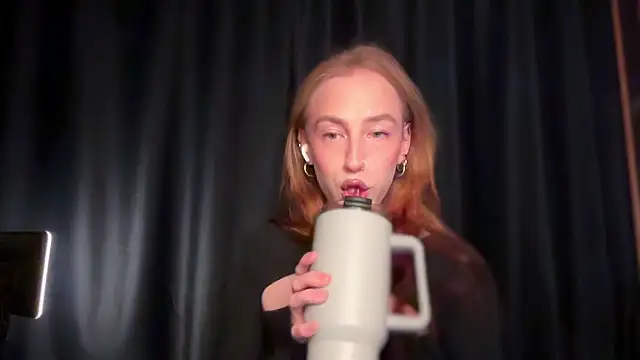 Avril Pearly  online show from 26, 5, 2026