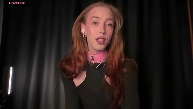 Snapshot of Avril_Pearly_ chatting on 24, 7, 2026 Avril Pearly online show from 24, 7, 2026