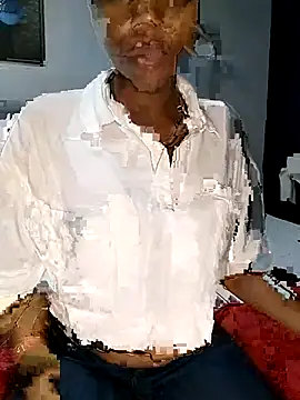 Snapshot of Sweet_nicole98 chatting on 16, 12, 2025 Sweet nicole98 online show from 16, 12, 2025