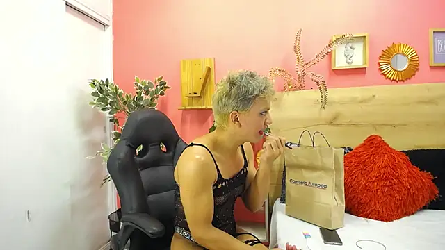 aslyhernandez 7 online show from 13, 3, 2026