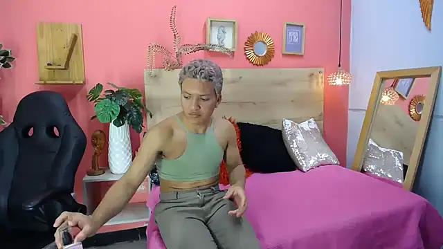 aslyhernandez 7 online show from 4, 4, 2026