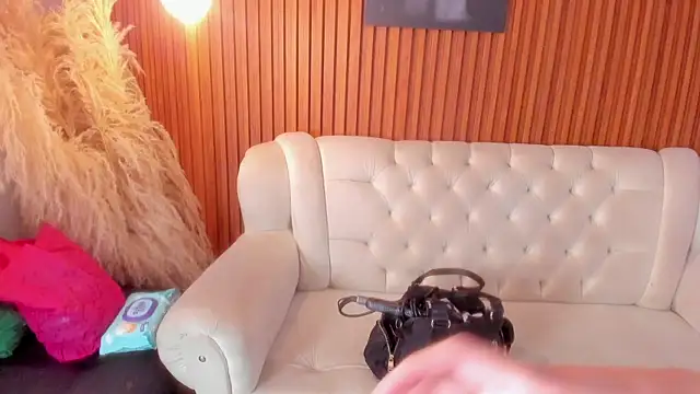 Snapshot of RosarioCruzz chatting on 16, 7, 2026 RosarioCruzz online show from 16, 7, 2026