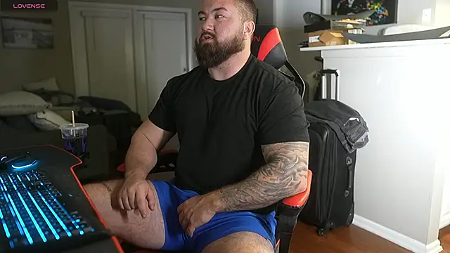 B The Creator X online show from 28, 2, 2025