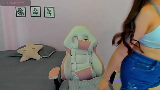 sophie pazz online show from 19, 4, 2026