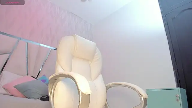 Snapshot of Victoriaa_millers chatting on 17, 7, 2026 Victoriaa millers online show from 17, 7, 2026