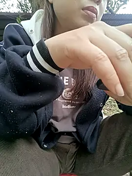 Fuckmehard2xx online show from 15, 3, 2025