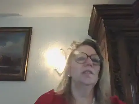 Silkesquirt online show from 7, 2, 2025