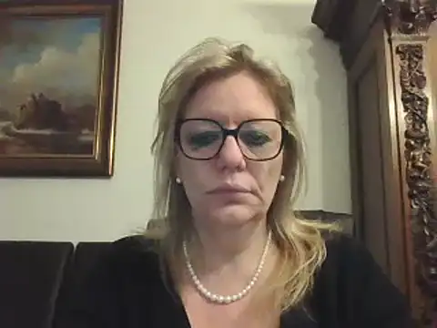 Silkesquirt online show from 12, 12, 2024