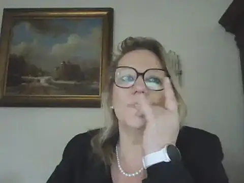 Silkesquirt online show from 15, 1, 2025