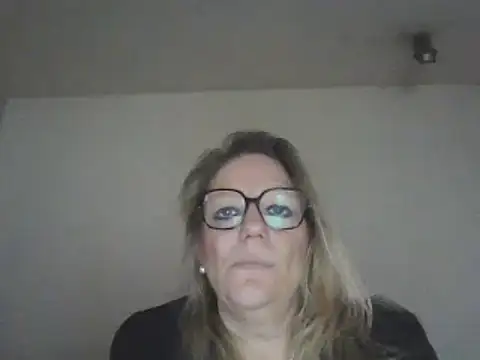 Silkesquirt online show from 18, 1, 2025
