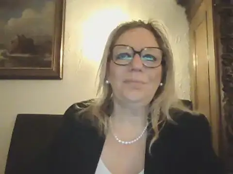 Silkesquirt online show from 19, 12, 2024