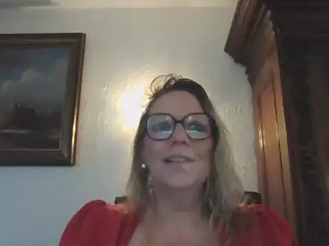 Silkesquirt online show from 25, 2, 2025