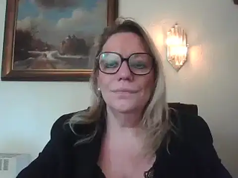 Silkesquirt online show from 13, 1, 2025