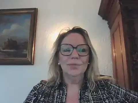 Silkesquirt online show from 24, 2, 2025