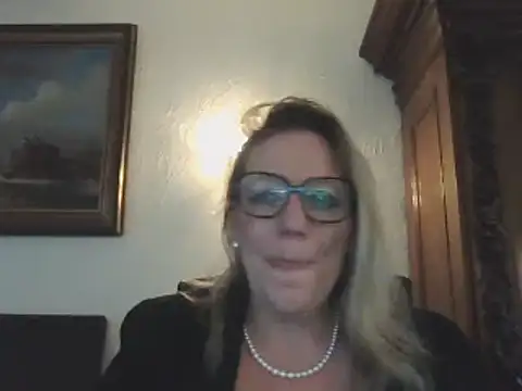 Silkesquirt online show from 24, 1, 2025
