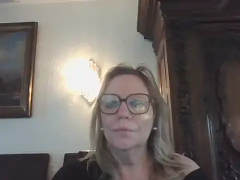 Silkesquirt online show from 6, 1, 2025