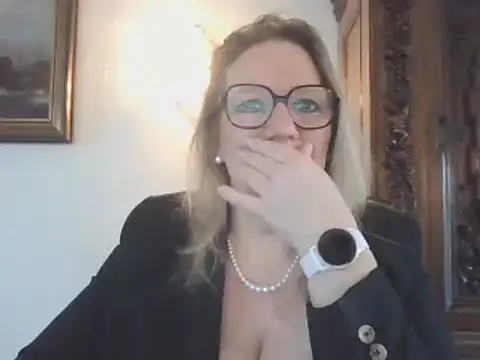 Silkesquirt online show from 5, 2, 2025