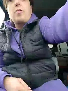 larylary6969 online show from 3, 1, 2025