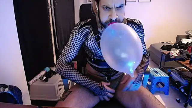 P4RtYBOII92 online show from 5, 11, 2025