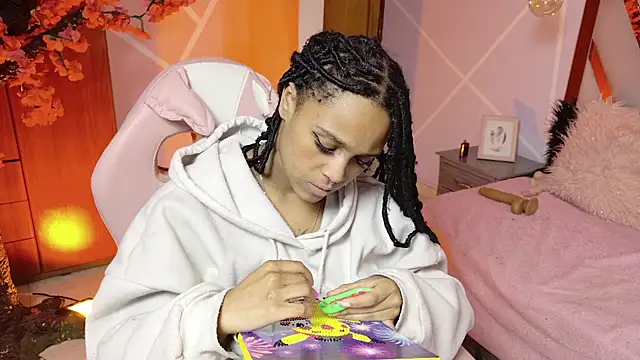 Elith noa online show from 21, 12, 2025