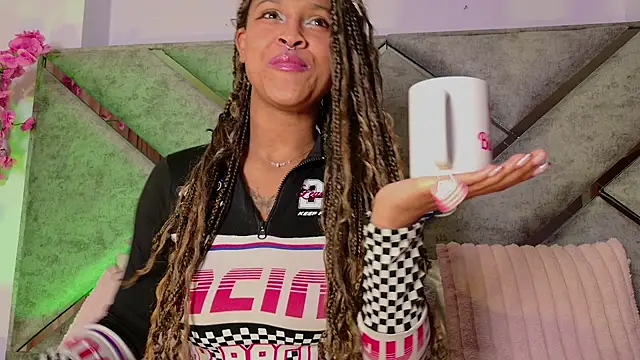 Elith noa online show from 13, 5, 2026