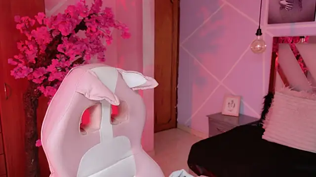 Elith noa online show from 11, 10, 2025