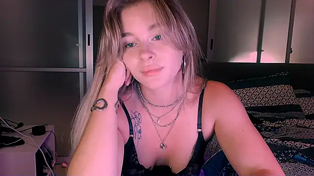 Eva Jaya online show from 8, 10, 2025