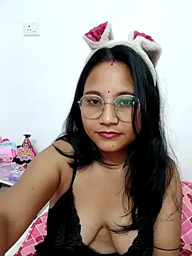 Snapshot of Cuterinki chatting on 5, 5, 2026 Cuterinki online show from 5, 5, 2026