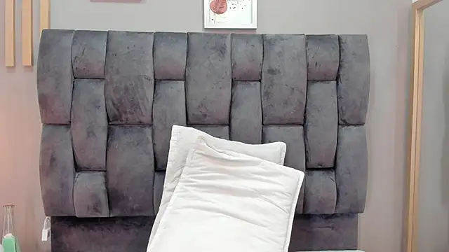 mariaa fernanda online show from 4, 12, 2025