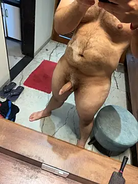 Snapshot of versatile_guy01 chatting on 11, 7, 2026 versatile guy01 online show from 11, 7, 2026
