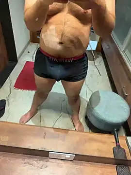 versatile guy01 online show from 5, 2, 2026