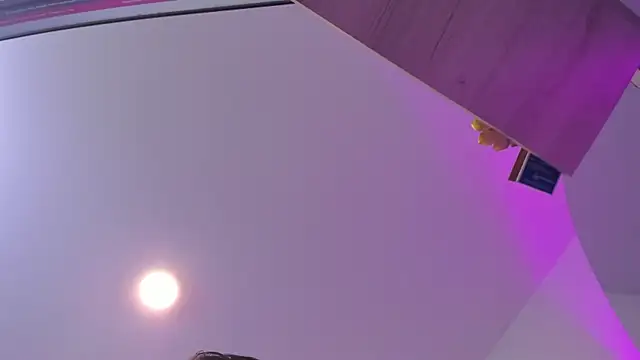 ZarianaEvanz online show from 12, 4, 2026