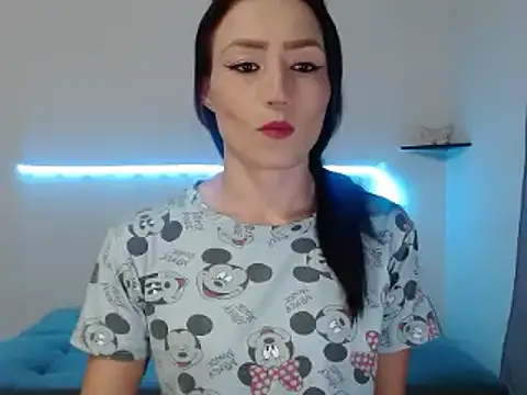 Snapshot of Sara-Guzman1 chatting on 18, 2, 2025 Sara-Guzman1 online show from 18, 2, 2025