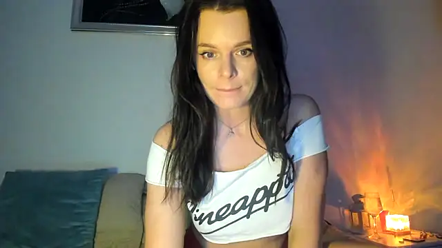 Snapshot of damla555 chatting on 5, 5, 2026 damla555 online show from 5, 5, 2026