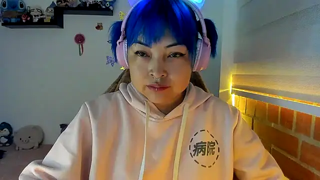 Shaddycute  online show from 21, 10, 2025