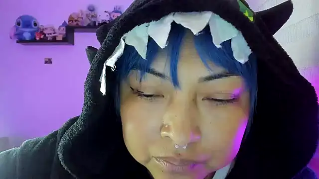 Shaddycute  online show from 19, 11, 2025