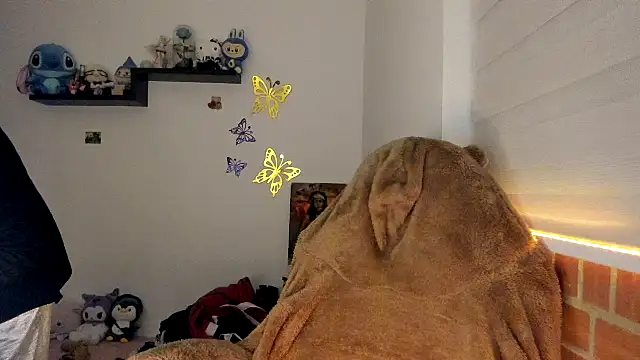 Shaddycute  online show from 18, 12, 2025