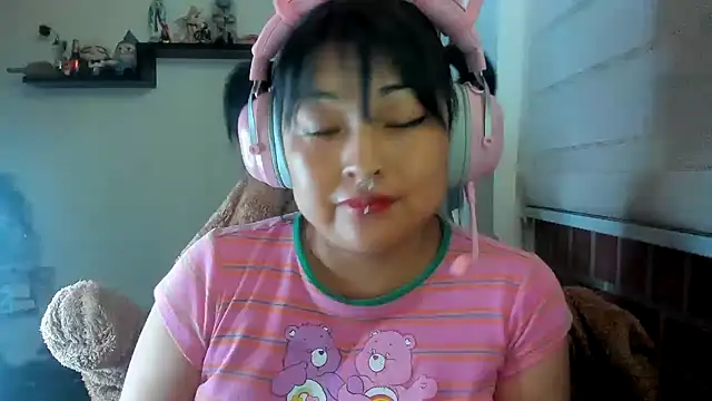 Shaddycute  online show from 26, 4, 2026