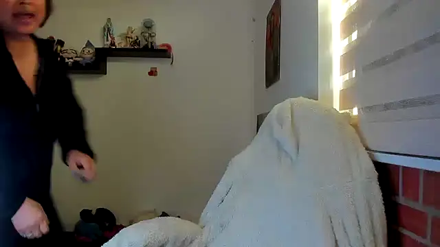 Shaddycute  online show from 25, 5, 2026