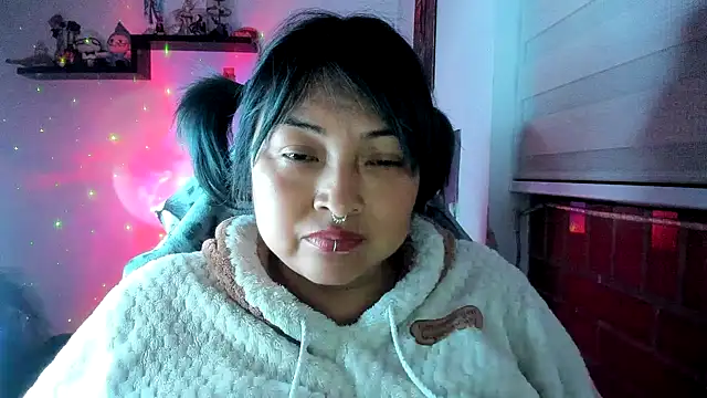 Shaddycute  online show from 19, 5, 2026