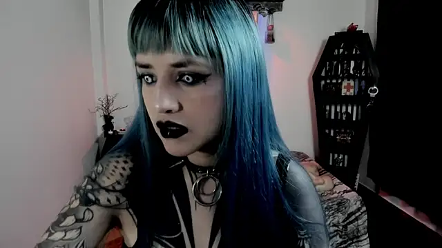 Snapshot of DimmuandDarkness chatting on 8, 5, 2026 DimmuandDarkness online show from 8, 5, 2026