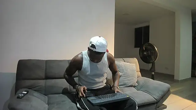 Troykhalil online show from 24, 4, 2026
