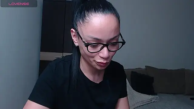Snapshot of BabySerene chatting on 29, 4, 2026 BabySerene online show from 29, 4, 2026