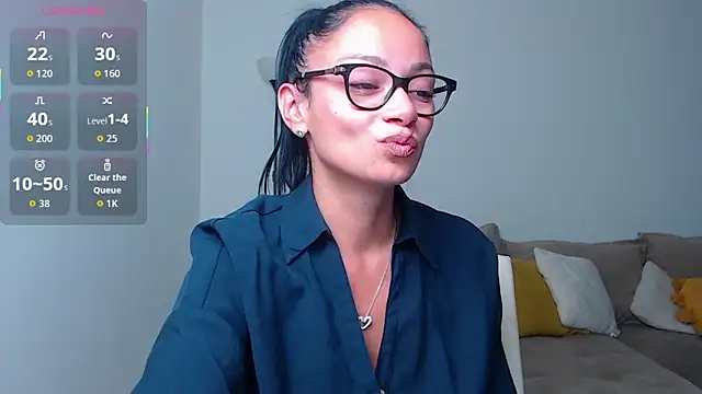 Snapshot of BabySerene chatting on 2, 10, 2025 BabySerene online show from 2, 10, 2025